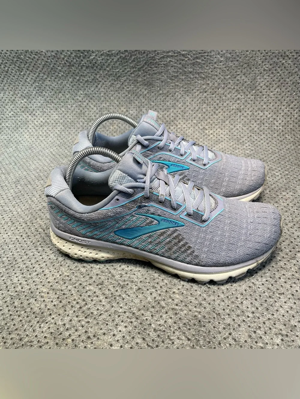 N/A brooks ghost